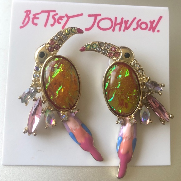 ❌❌SOLD❌❌Betsey Johnson Toucan Earrings - Picture 3 of 6
